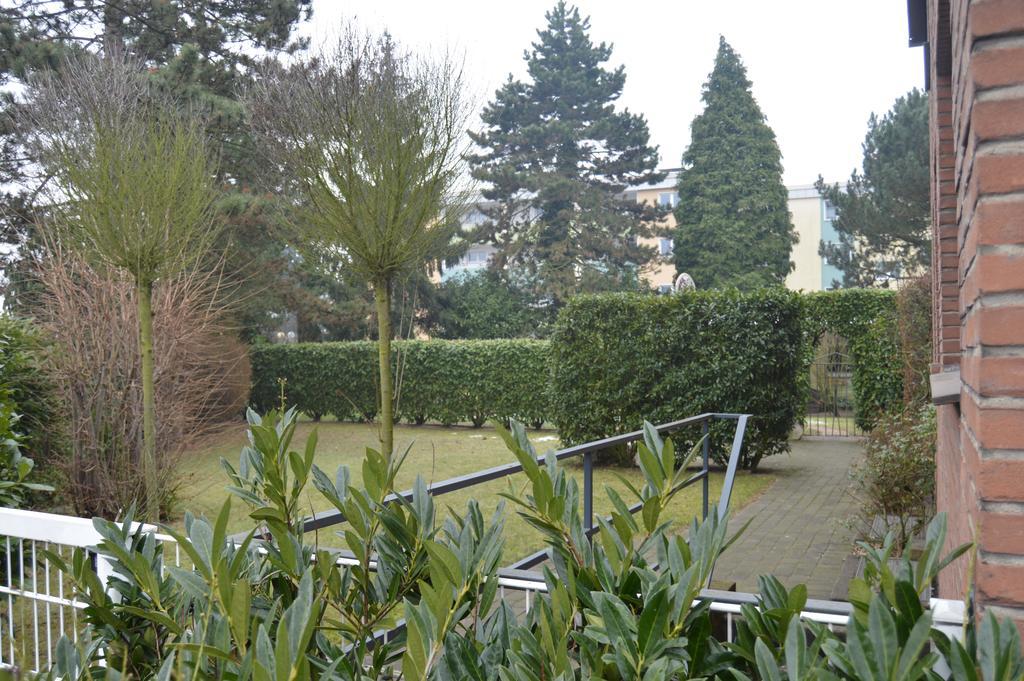 Apartment Meerfeld Duisburg Buitenkant foto