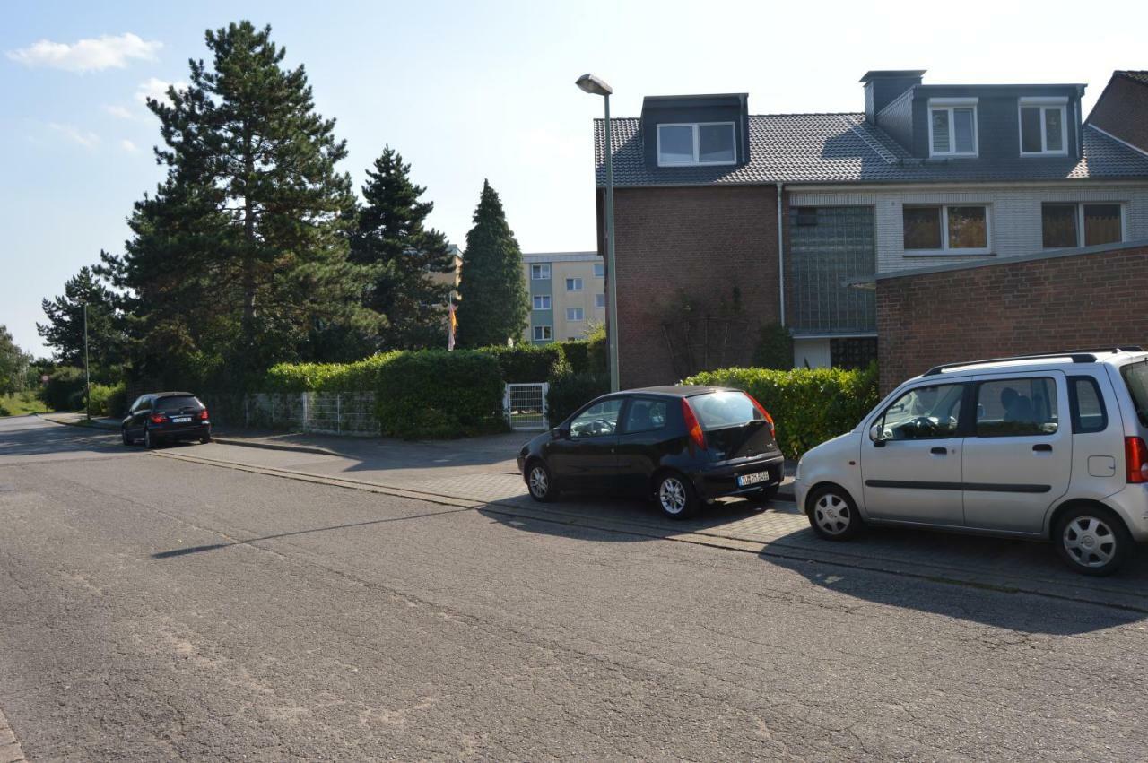 Apartment Meerfeld Duisburg Buitenkant foto