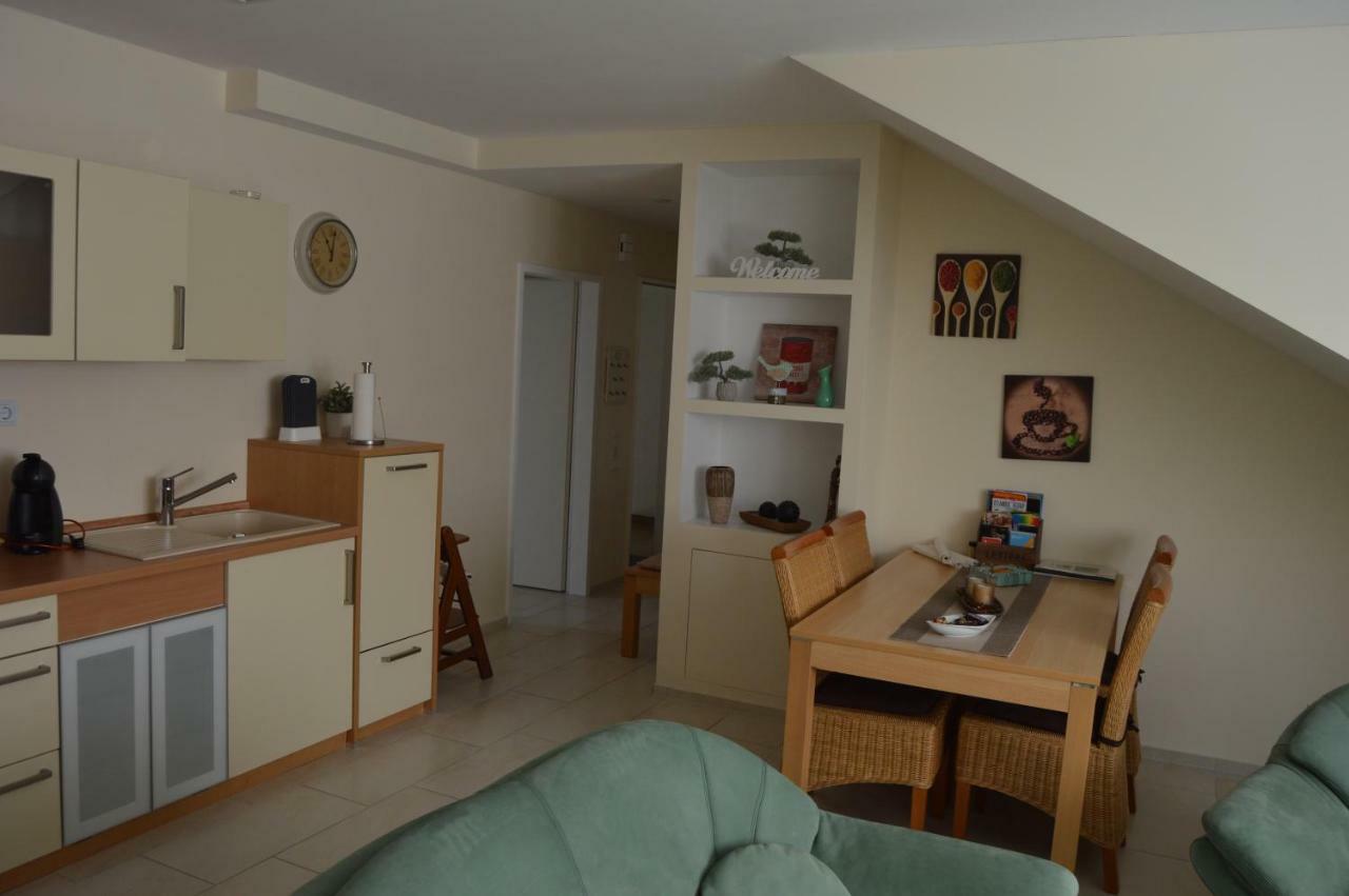 Apartment Meerfeld Duisburg Buitenkant foto